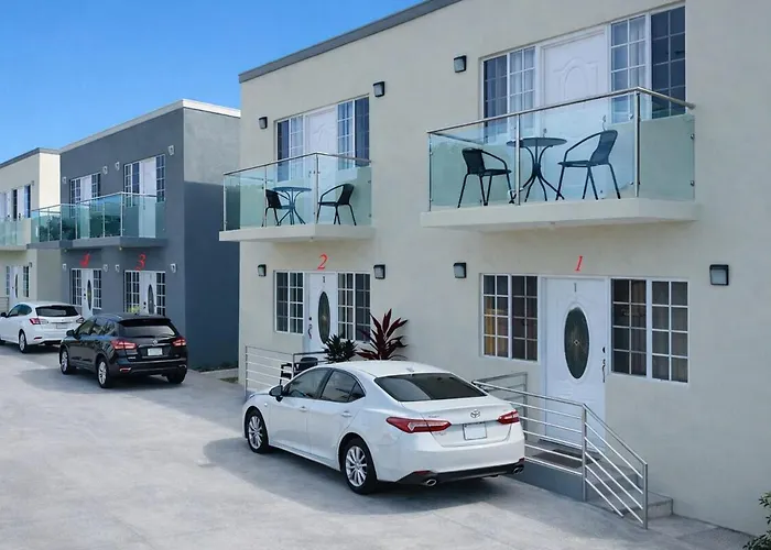 Apartamento Mirando Place #5---beach Club Access, ,pool, Hottub, Gym,3 Lounges, #5 -airport 10 Mins