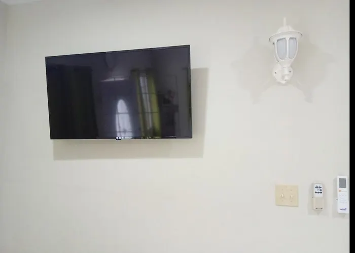 Apartamento Mirando Place #5---beach Club Access, ,pool, Hottub, Gym,3 Lounges, #5 -airport 10 Mins *