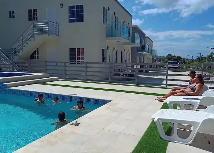 Apartamento Mirando Place #5---beach Club Access, ,pool, Hottub, Gym,3 Lounges, #5 -airport 10 Mins *