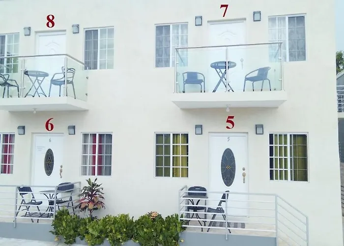 Apartamento Mirando Place #5---beach Club Access, ,pool, Hottub, Gym,3 Lounges, #5 -airport 10 Mins
