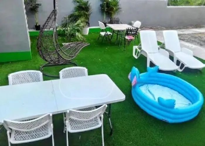 Mirando Place #5---beach Club Access, ,pool, Hottub, Gym,3 Lounges, #5 -airport 10 Mins